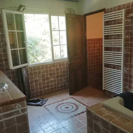 Berbi Rosse Guest house 3*