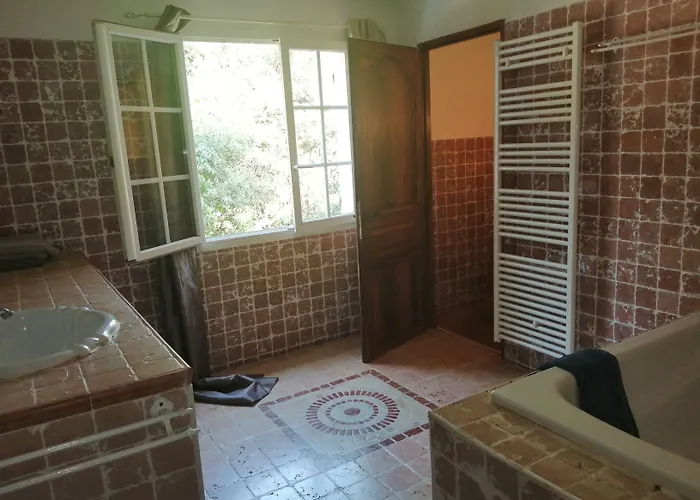 Berbi Rosse 招待所 3*