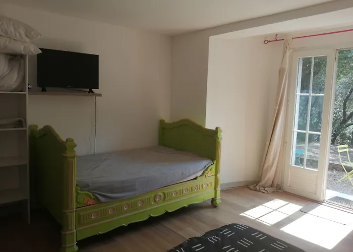 Berbi Rosse 招待所 3*